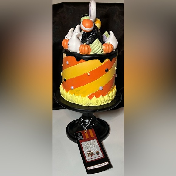 Sweet Treats Halloween Cake Ghost Pumpkins Candy Icing Decoration - Picture 3 of 11